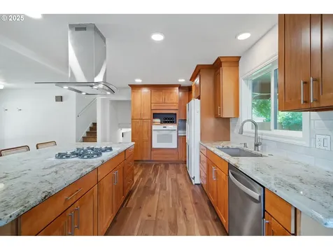 1823 NE Garfield Street Camas WA 98607