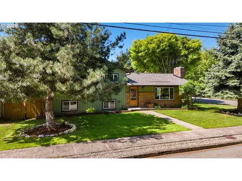 1823 NE Garfield Street Camas WA 98607
