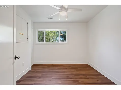 1823 NE Garfield Street Camas WA 98607