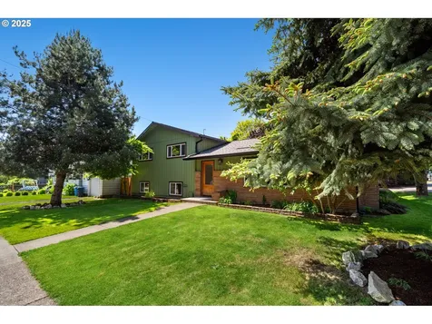 1823 NE Garfield Street Camas WA 98607