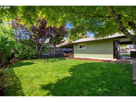 1823 NE Garfield Street Camas WA 98607