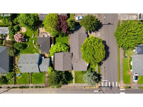 1823 NE Garfield Street Camas WA 98607