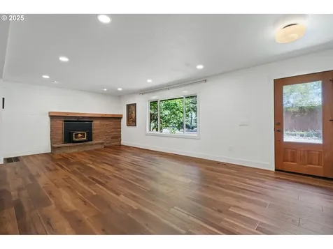 1823 NE Garfield Street Camas WA 98607