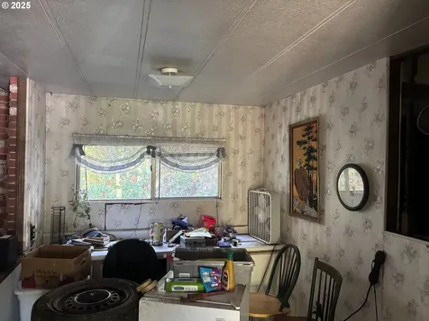 511 Leland Avenue Canyonville OR 97417
