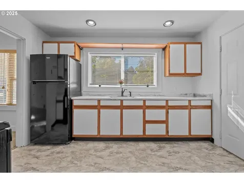 1805 NE Emerson Street Portland OR 97211