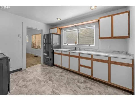 1805 NE Emerson Street Portland OR 97211
