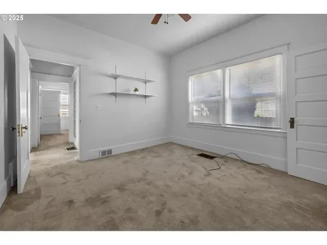 1805 NE Emerson Street Portland OR 97211