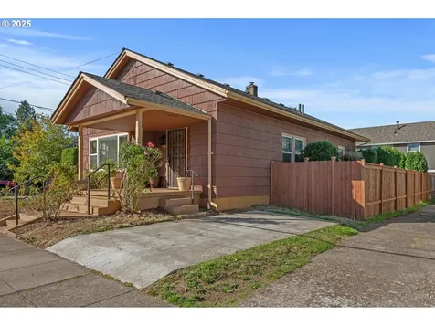 1805 NE Emerson Street Portland OR 97211