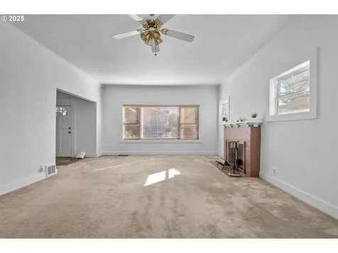 1805 NE Emerson Street Portland OR 97211