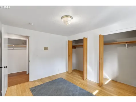 75 W 35th Avenue Eugene OR 97405