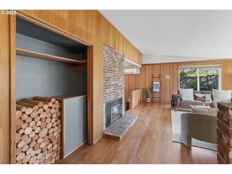 75 W 35th Avenue Eugene OR 97405