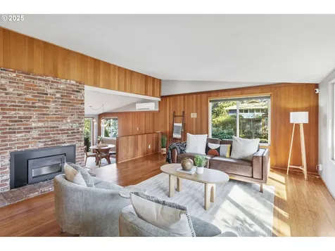 75 W 35th Avenue Eugene OR 97405