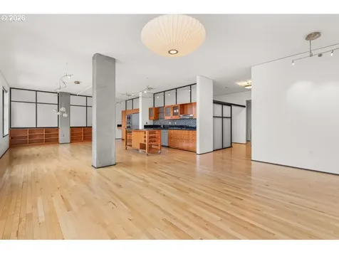 333 NW 9th Avenue Portland OR 97209