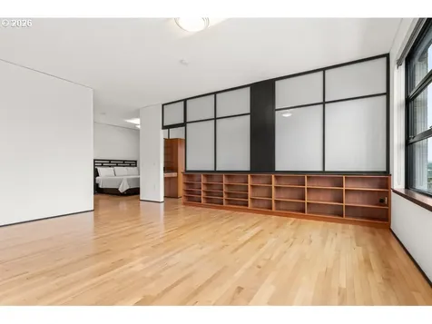 333 NW 9th Avenue Portland OR 97209