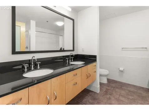 333 NW 9th Avenue Portland OR 97209