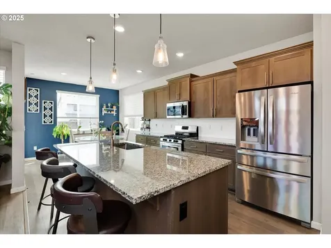 2718 NW Meadows Drive Mcminnville OR 97128