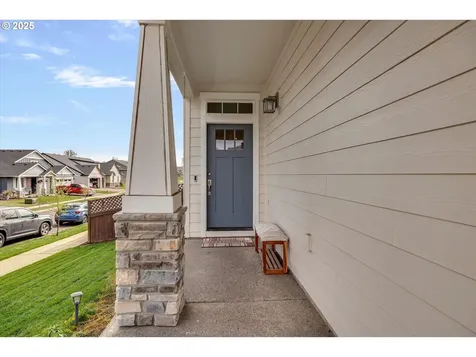 2718 NW Meadows Drive Mcminnville OR 97128