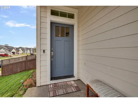 2718 NW Meadows Drive Mcminnville OR 97128