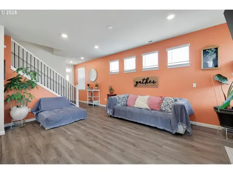 2718 NW Meadows Drive Mcminnville OR 97128
