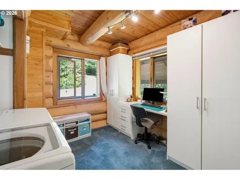 282 Edgewater Drive Carson WA 98610