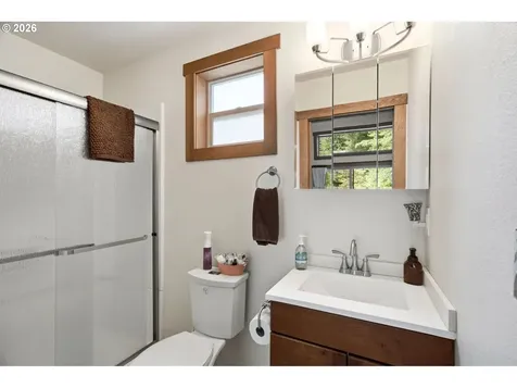 282 Edgewater Drive Carson WA 98610