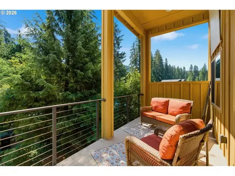 282 Edgewater Drive Carson WA 98610