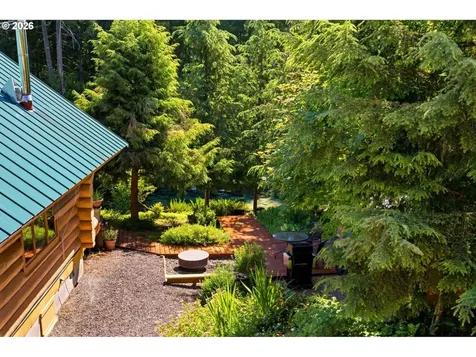 282 Edgewater Drive Carson WA 98610