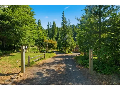 282 Edgewater Drive Carson WA 98610
