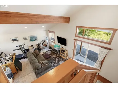 282 Edgewater Drive Carson WA 98610