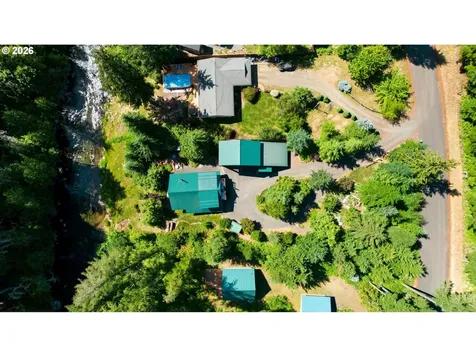 282 Edgewater Drive Carson WA 98610