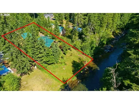 282 Edgewater Drive Carson WA 98610