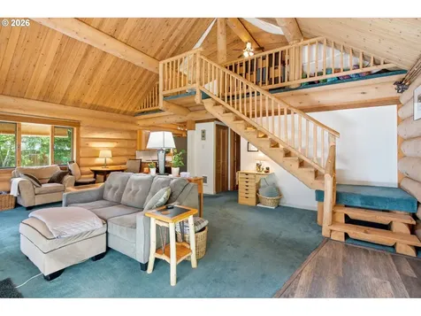 282 Edgewater Drive Carson WA 98610