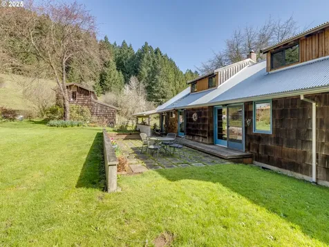 14703 NW Killin Road Banks OR 97106