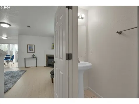 12623 SE Division Street Portland OR 97236