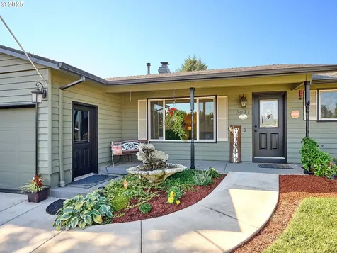 3071 Greenbrook Court NE Salem OR 97305