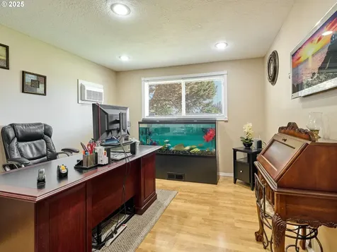 3071 Greenbrook Court NE Salem OR 97305