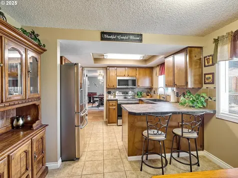 3071 Greenbrook Court NE Salem OR 97305