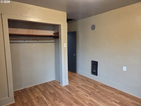 561 15th Avenue Longview WA 98632
