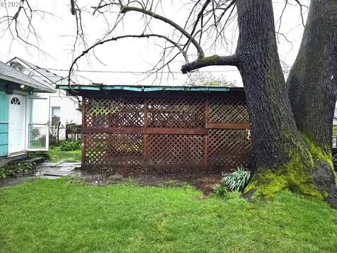 561 15th Avenue Longview WA 98632