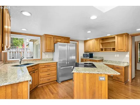4675 NW 176th Avenue Portland OR 97229