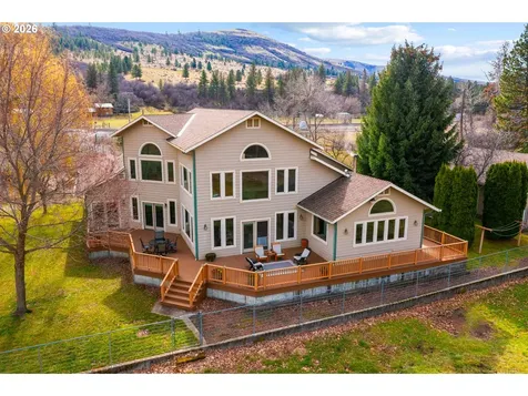 54693 Bingham Road Adams OR 97810