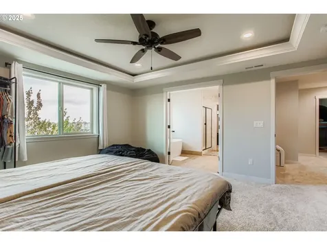 2025 E 9th Street La Center WA 98629