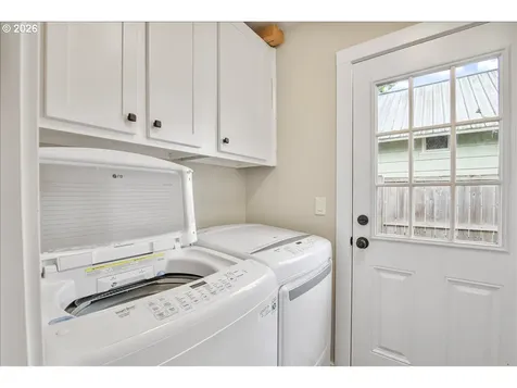 4758 Hayesville Drive Salem OR 97305