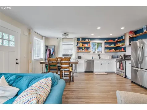 4758 Hayesville Drive Salem OR 97305