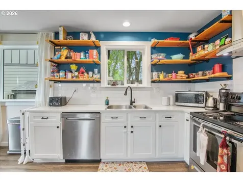 4758 Hayesville Drive Salem OR 97305