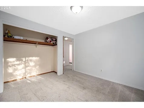 6906 NE 90th Avenue Vancouver WA 98662