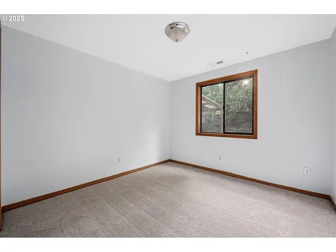 6906 NE 90th Avenue Vancouver WA 98662