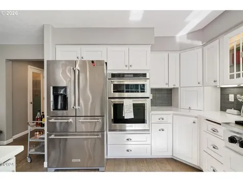 465 SW Edgewater Depoe Bay OR 97341