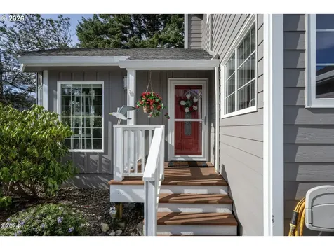 465 SW Edgewater Depoe Bay OR 97341