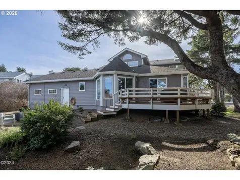 465 SW Edgewater Depoe Bay OR 97341